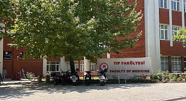 SDÜ Tıp Fakültesi'nde sorular rüşvet karşılığında sızdırıldığı iddiası sınav iptal ettirdi