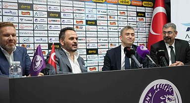 Sedat Tahiroğlu: "Süper Lig'de olmayı düşünüyoruz"