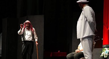 Şehir Tiyatrosu "Hançer Havası" Akçaabatlı sanatseverlerle buluştu