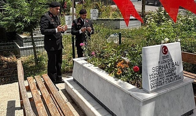 Şehit Serhat Bal kabri başında anıldı