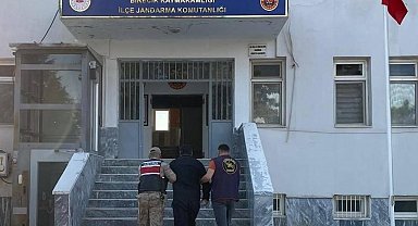 Silahla yağma suçundan aranan şahıs yakalandı