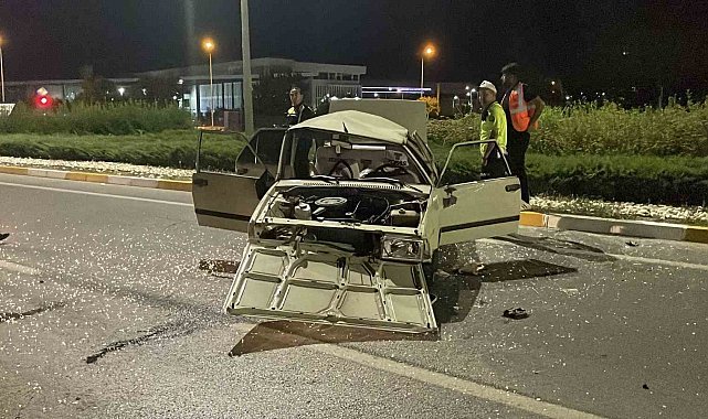 Sivas'ta Fiat Tofaş otomobil takla attı: 1'i ağır 3 yaralı