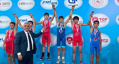 Sivaslı güreşçi Ankara'dan bronzla döndü