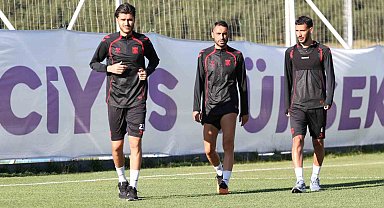 Sivasspor günü tek idmanla tamamladı