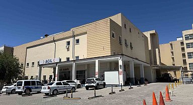 Siverek'te otomobil traktöre çarptı: 4 yaralı