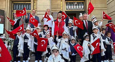 Sünnet çocuklarına unutulmaz şölen