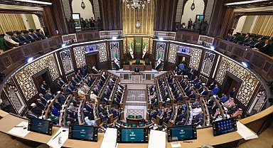 Suriye'de tarihi adım: Esad rejiminin devrilmesi sonrası ilk halk parlamentosu oturumu gerçekleştirildi