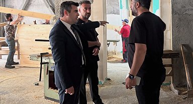 Susuz'da yeni Hükümet Konağı restorasyonu sürüyor: Kaymakam Öztürk çalışmaları yerinde inceledi