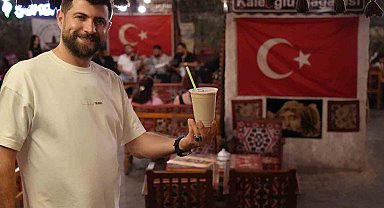 Tarihi mağarada serinleten lezzet: Soğuk menengiç kahvesi