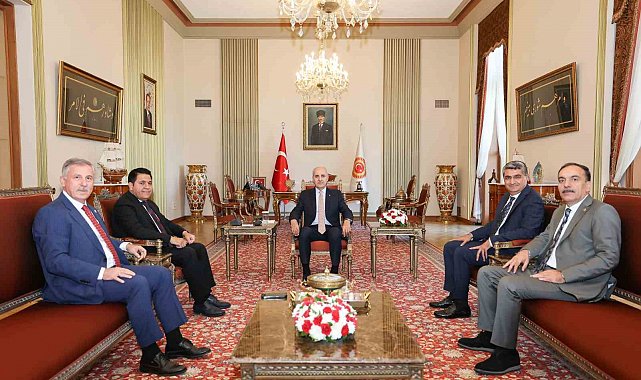 TBMM Başkanı Kurtulmuş, Yeni Yol Partisi heyetiyle görüştü