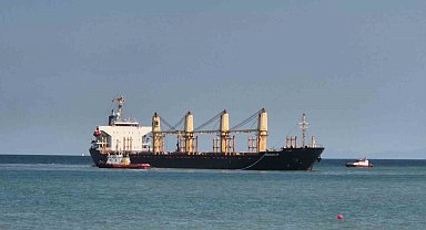 Tekirdağ'da 169 metrelik gemi karaya oturdu