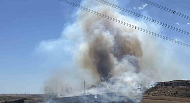 Tekirdağ'da korkutan yangın: 500 dönüm anız alev alev yandı
