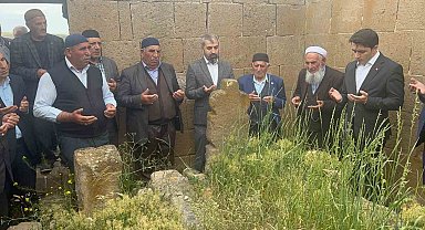 Tekman Kaymakamı Demirkol'dan Şeyh Süleyman Efendi Türbesi'ne ziyaret