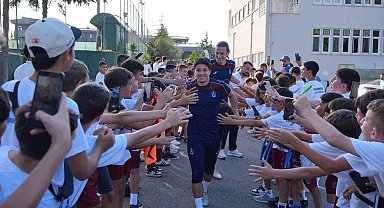 Trabzonspor'da Aral Şimşir ilk antrenmanına çıktı