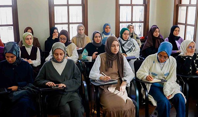TÜRGEV'li genç kızlar savunma teknolojileri ve yapay zeka alanlarında yetişiyor