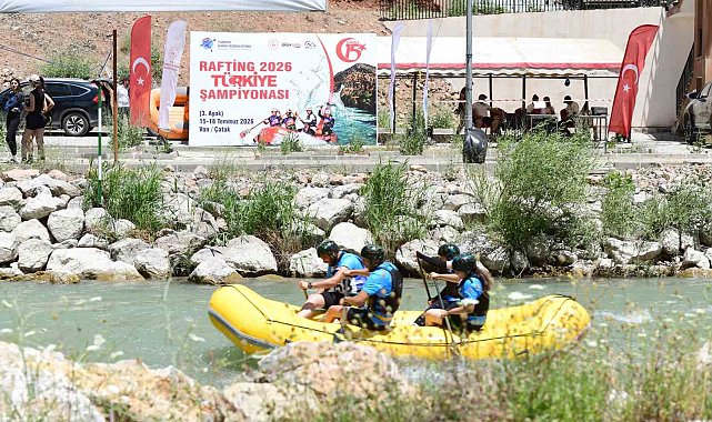 Türkiye Rafting Şampiyonası 3. ayak yarışları Van'da başladı