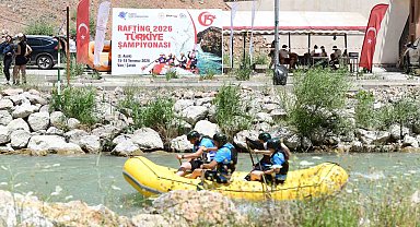 Türkiye Rafting Şampiyonası 3. ayak yarışları Van'da başladı