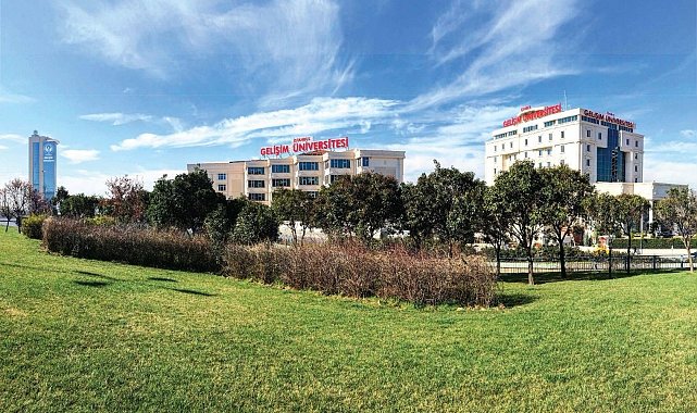 Üniversite adaylarına tercih döneminde burs ve danışmanlık desteği