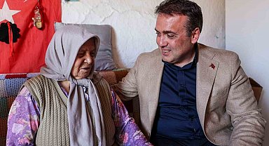 Vali Sözer, yaşlı vatandaşın kapısını çaldı