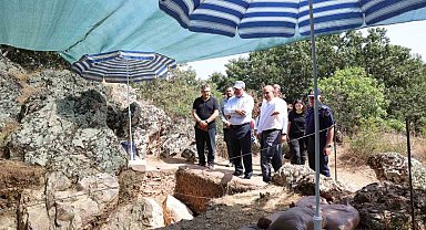 Vali Toraman, İnkaya Mağarası kazı alanında incelemelerde bulundu