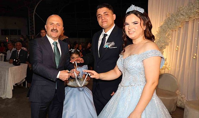 Vali Varol, şehit yakını personelin evlatlarının nişanına katıldı