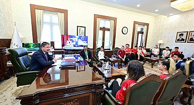 Vali Yılmaz, başarılarıyla gurur kaynağı olan sporcuları makamında ağırladı