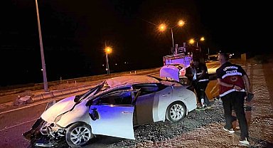 Van'da kaza yapan otomobilin bagajından çok sayıda bira kutusu çıktı