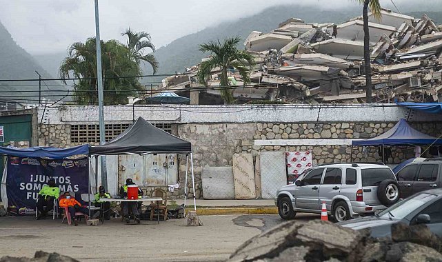 Venezuela'daki depremlerde can kaybı 4 bin 734'e yükseldi