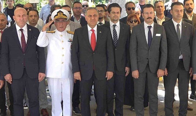 Yalova'da şehitler mezarları başında anıldı