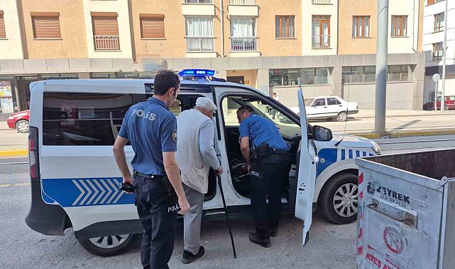 Yaşlı adam 1 milyon TL dolandırılmaktan son anda kurtarıldı