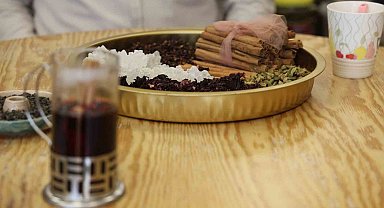 Yaz sıcaklarında doğal serinlik: Hibiskus şerbeti hem ferahlatıyor hem destek oluyor