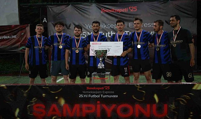 Yemeksepeti Express 25. Yıl Futbol Turnuvası'nın şampiyonu belli oldu