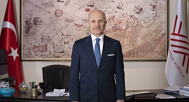 YÖK Başkanı Özvar: "Sevgili gençler, yapay zeka, dijital teknolojiler ve geleceğin mesleklerine yönelik programlarımızı değerlendirmenizi tavsiye ediyorum"