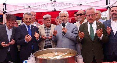 Yozgat'ta düzenlenen Aşure Günü programı yoğun ilgi gördü