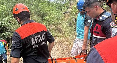 Yürüyüş sırasında ayağı kırılan vatandaşı AFAD kurtardı