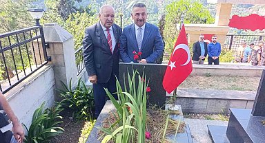 Zonguldak'ta 15 Temmuz Demokrasi ve Milli Birlik Günü'nde şehitlik ziyareti