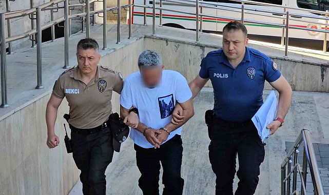 Zonguldak'ta kadın sürücüyü dikiz aynasıyla darp eden sürücü adliyeye sevk edildi