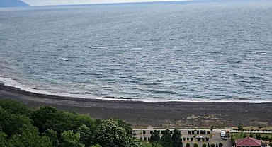 Zonguldak'ta sıcaklık 9 derece düştü, denize girişler yasaklandı