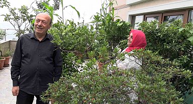 102 saksıyla köy hayatını apartman balkonuna taşıdılar