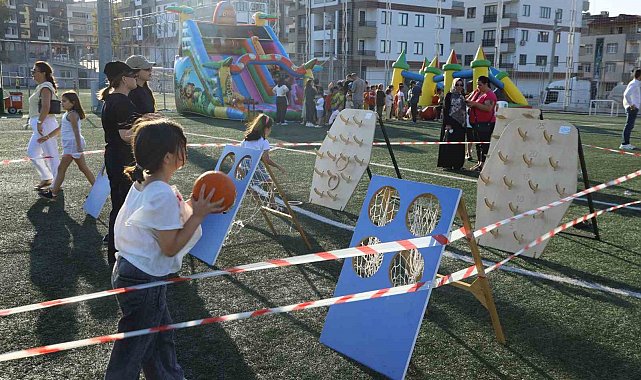 3 bin 300 çocuk 12 farklı branşta sporla dolu yaz geçirdi