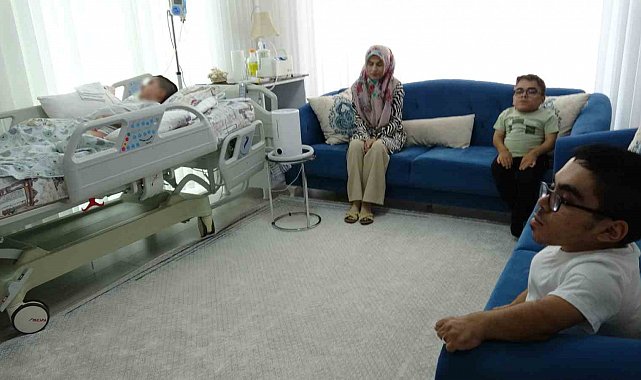 3 engelli çocuğuna bakan annenin yürek burkan mücadelesi