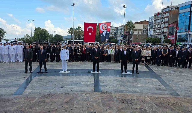 30 Ağustos Zafer Bayramı Ereğli'de törenlerle kutlandı
