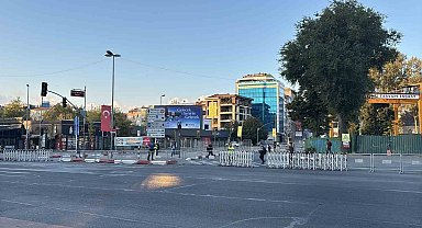30 Ağustos Zafer Bayramı kutlamaları nedeniyle Vatan Caddesi trafiğe kapatıldı