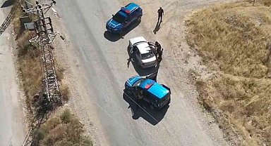 30 yıl hapis cezasıyla aranıyordu: Jandarma havadan izledi, karadan kıskıvrak yakaladı