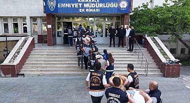 7 milyon veri incelenerek derin dondurucudaki 12 yıllık cinayetin sırrı çözüldü: 13 tutuklama