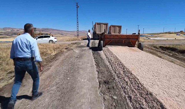 76 yıllık köy yolunda genişletme çalışması kurban kesilerek başladı