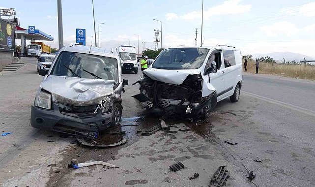 8 kişinin yaralandığı kazanın görüntüleri ortaya çıktı