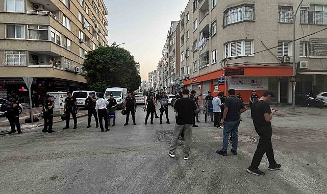 Adana'da Kuytulculara yönelik operasyon: Polis Alparslan Kuytul'un evinde arama yapıyor