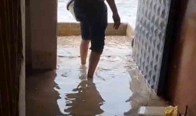 Adana'da şiddetli sağanak