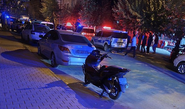 Adıyaman'da akrabalar arasında kavga: 1'i polis 4 yaralı